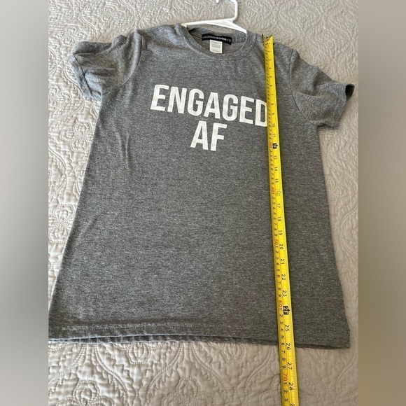 Lulusimon Studio Engaged AF Short Sleeve T-Shirt - Picture 5 of 5